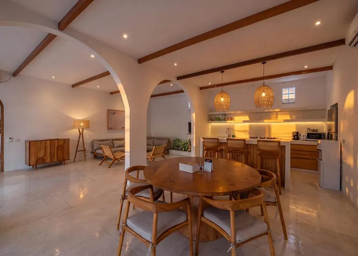 Villa Eliad - Charming 3 Bedroom Mediterranean In Berawa *