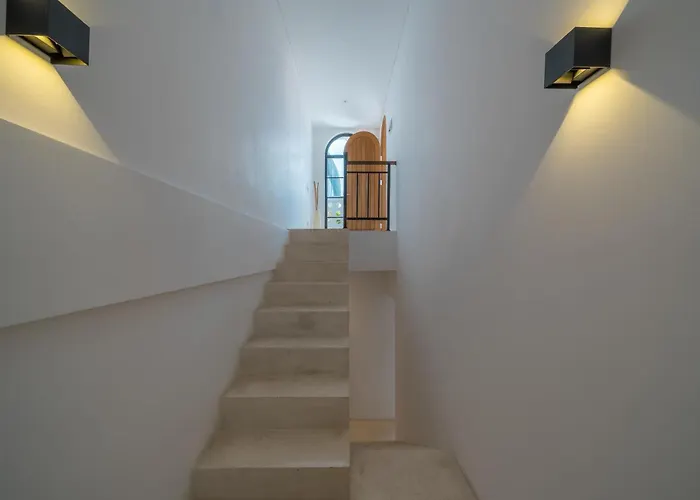 Eliad - Charming 3 Bedroom Mediterranean In Berawa * Canggu
