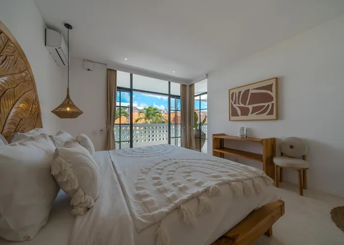 Eliad - Charming 3 Bedroom Mediterranean In Berawa *