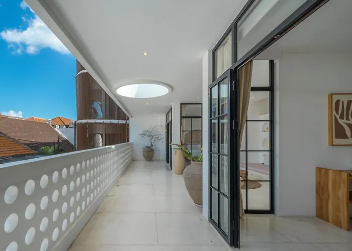 Eliad - Charming 3 Bedroom Mediterranean In Berawa * Canggu